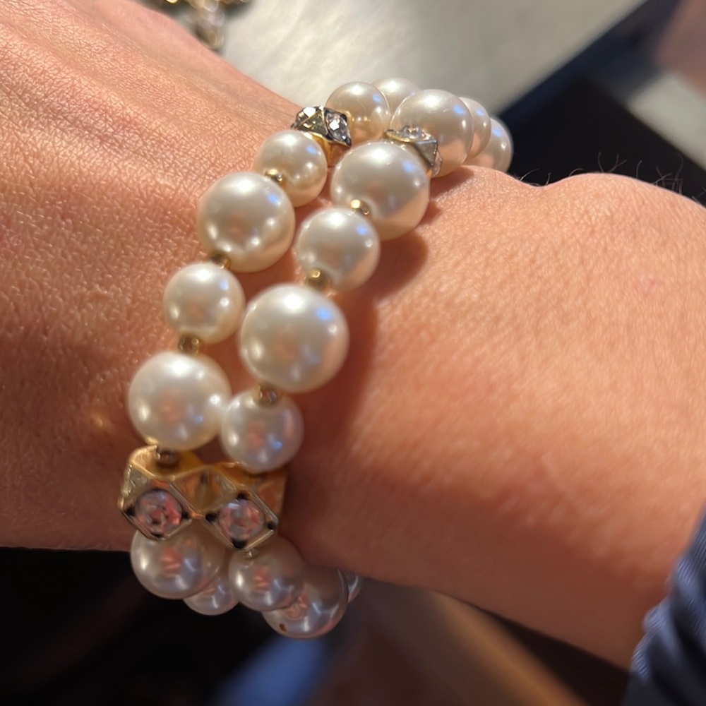 Pearl bracelet